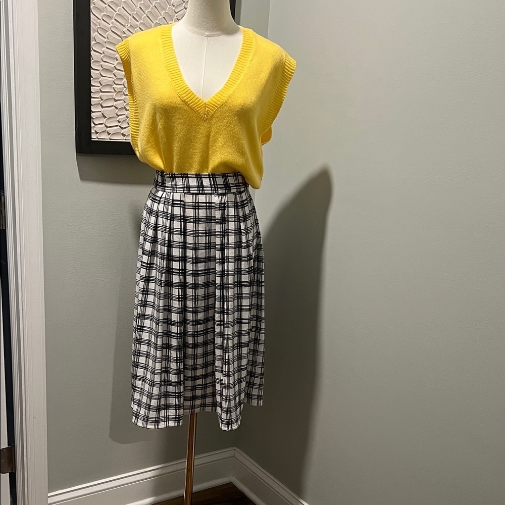 Eva Mendes for New York & Company Black and White Checkered Skirt